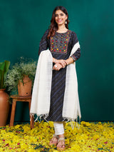 Elegant Bandhani Kurta Set with White Dupatta