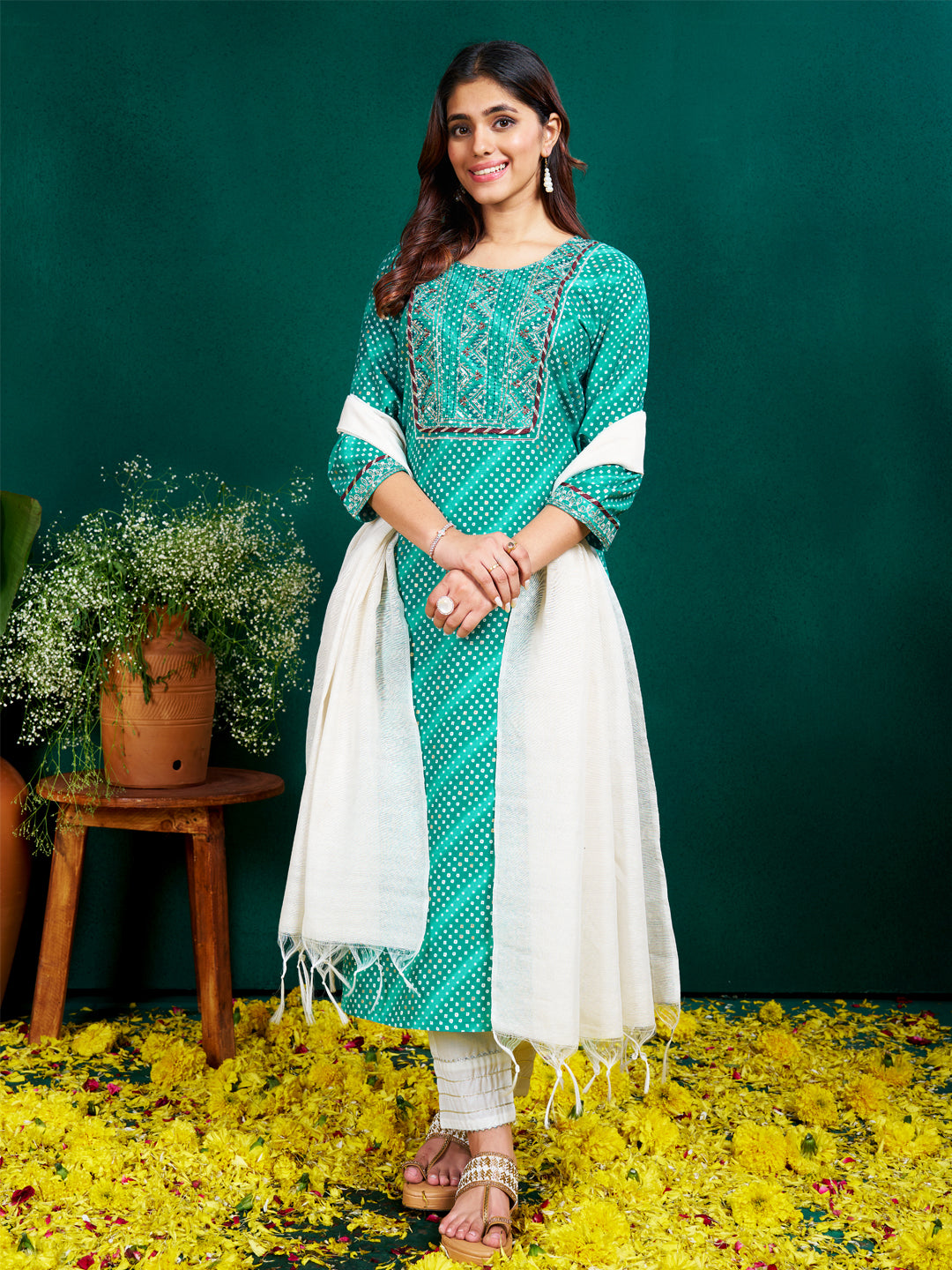 Elegant Bandhani Kurta Set with White Dupatta