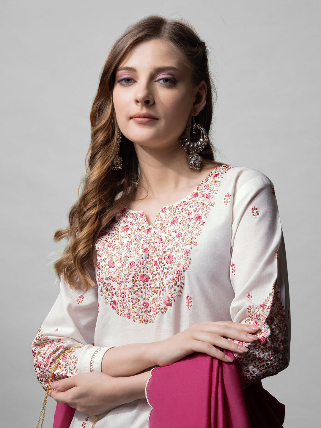 Elegant Embroidered Cotton Suit Set with Dupatta