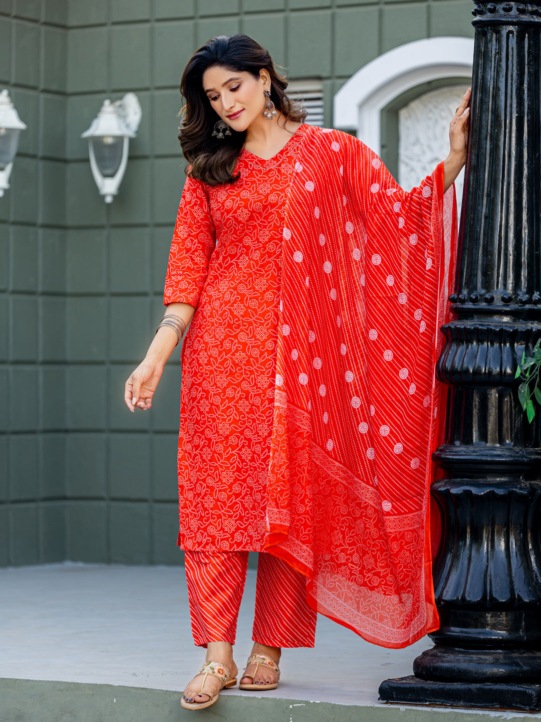 Chic Midnight Floral & Geometric Printed Cotton Kurta Set with Dupatta